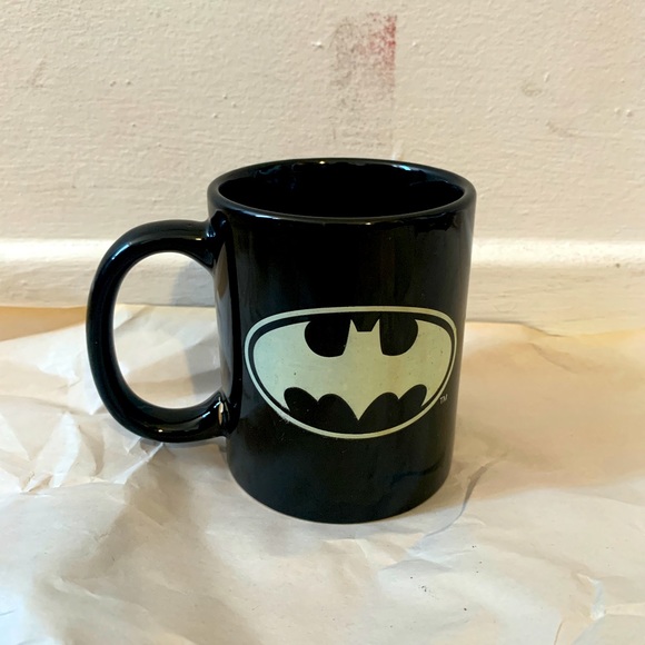 DC Comics Batman Symbol Logo Coffee Mug - Picture 1 of 4
